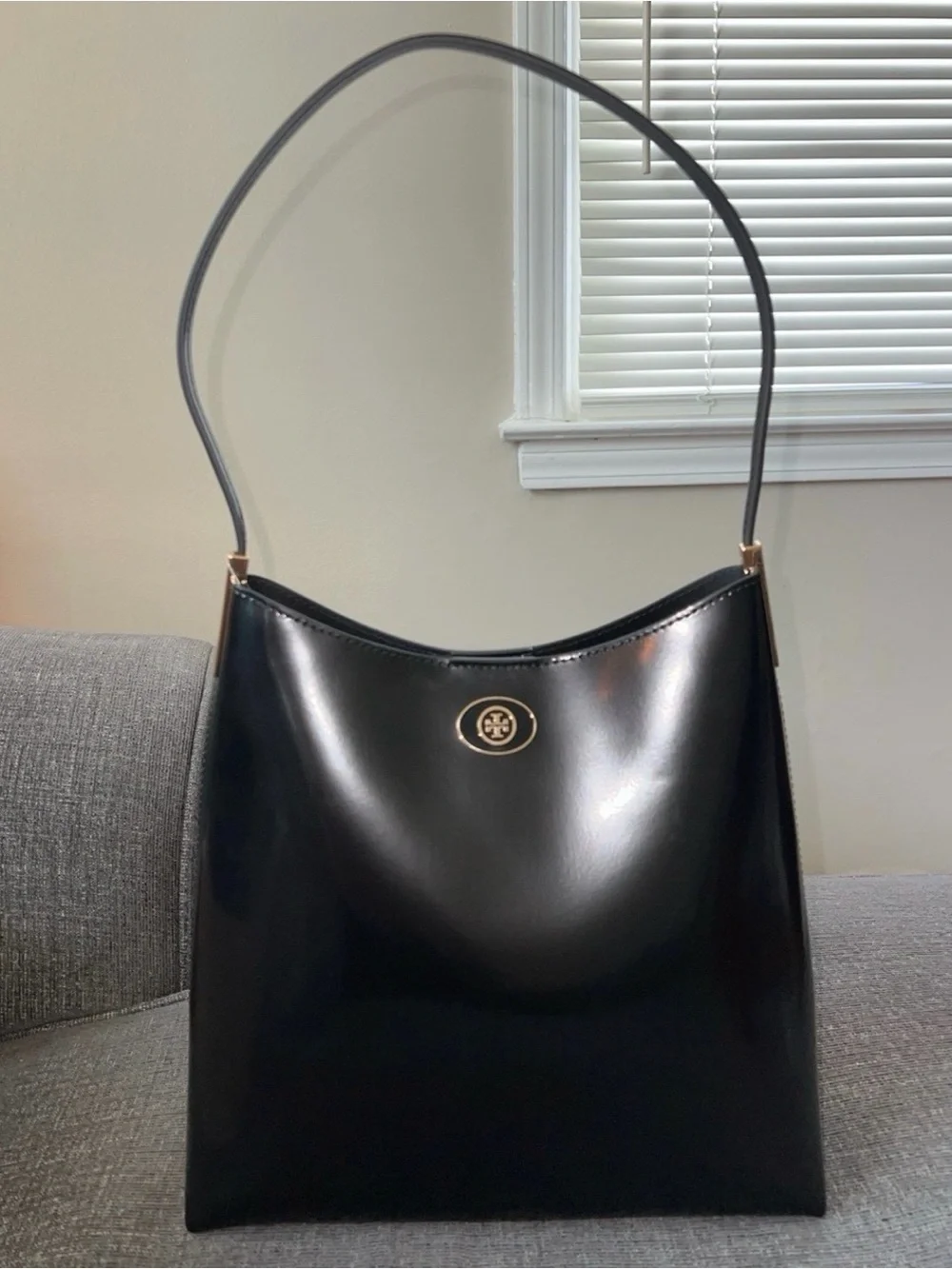Tory Burch Robinson Spazzolato Leather Hobo Bag Handbag New RARE